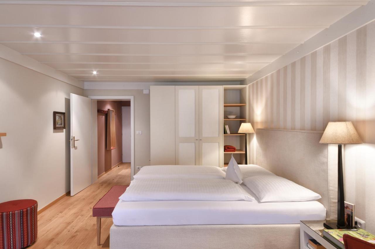 Doppelzimmer mit Balkon