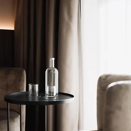 Hotel Maria Theresia Adults-Only-2